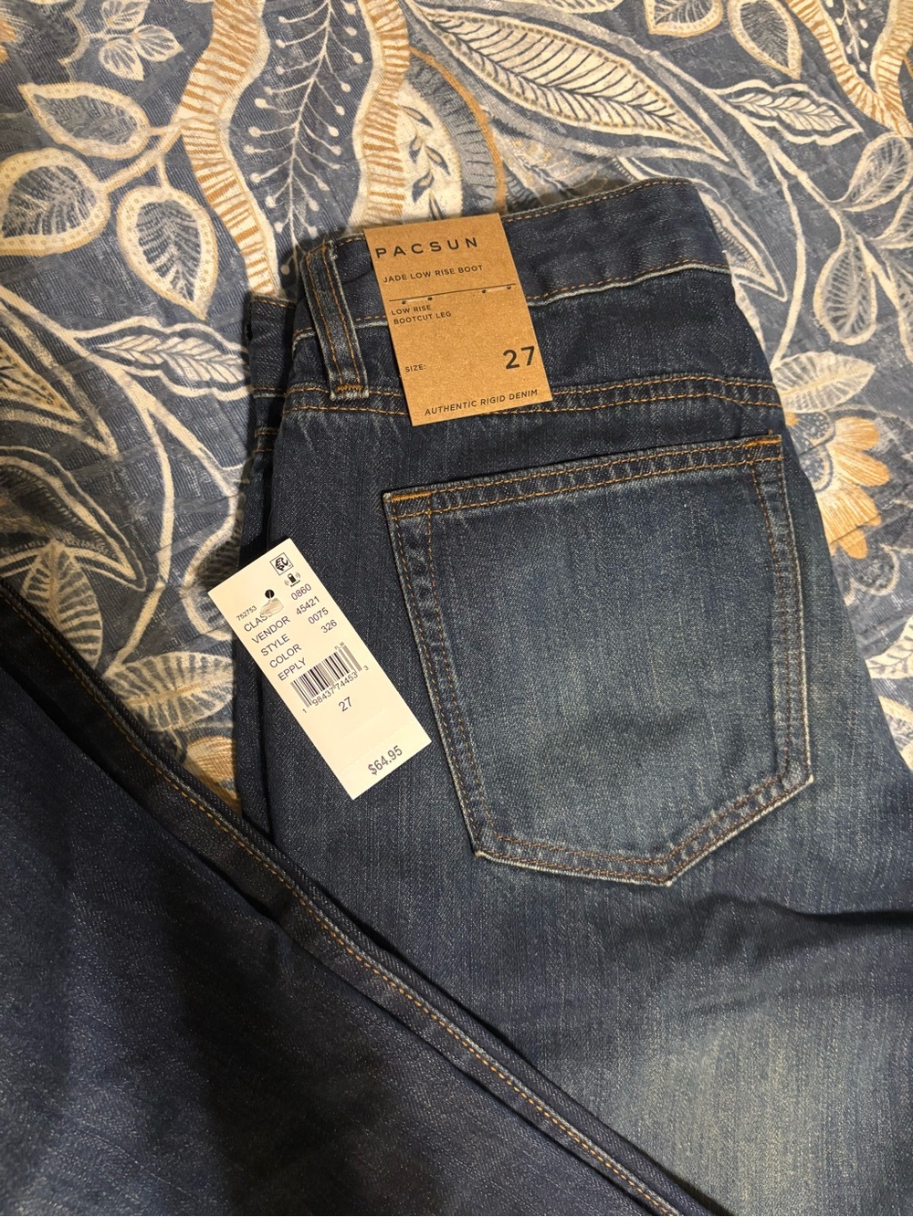 PacSun Women's Boot Cut Jeans in Medium Blue Wash - Picture 3 of 3